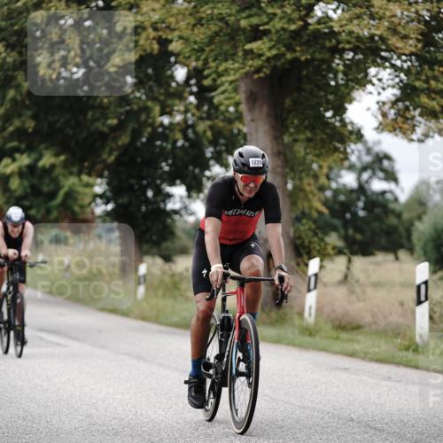 30.08.2026 - Elbe Triathlon Hamburg Michael Burmester http://msf.ph/oto/10074815 30.08.2026 10:53:16 Radfahren 455, 893, 1092, 1225, 1245, 1345, 1442 meine-sportfotos.de