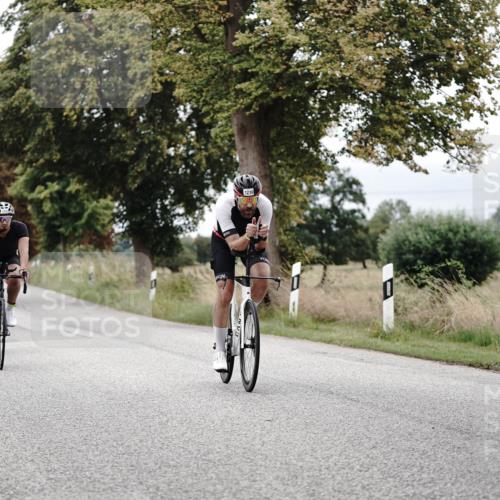 30.08.2026 - Elbe Triathlon Hamburg Michael Burmester http://msf.ph/oto/10074831 30.08.2026 10:53:26 Radfahren 962, 998, 1073, 1210, 1306, 1442 meine-sportfotos.de