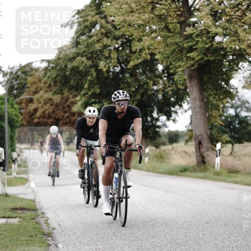 30.08.2026 - Elbe Triathlon Hamburg Michael Burmester http://msf.ph/oto/10074833 30.08.2026 10:53:27 Radfahren 962, 998, 1073, 1210, 1265, 1306 meine-sportfotos.de