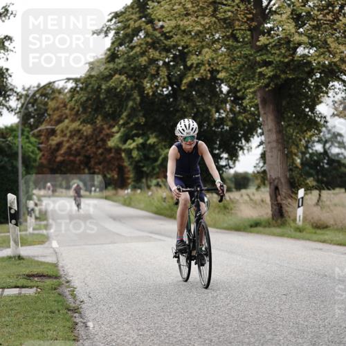 30.08.2026 - Elbe Triathlon Hamburg Michael Burmester http://msf.ph/oto/10074839 30.08.2026 10:53:29 Radfahren 962, 998, 1079, 1265, 1306 meine-sportfotos.de