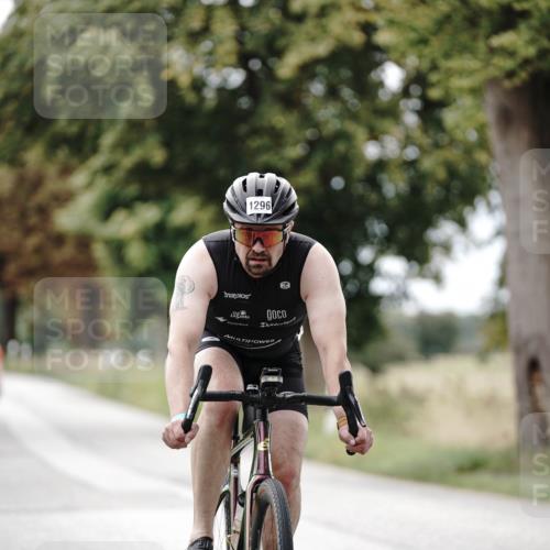 30.08.2026 - Elbe Triathlon Hamburg Michael Burmester http://msf.ph/oto/10074868 30.08.2026 10:54:12 Radfahren 1239, 1296 meine-sportfotos.de