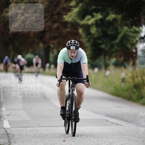 30.08.2026 - Elbe Triathlon Hamburg Michael Burmester http://msf.ph/oto/10074895 30.08.2026 10:54:48 Radfahren 993, 1062, 1176, 1194, 1282, 1446 meine-sportfotos.de