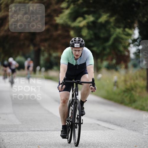 30.08.2026 - Elbe Triathlon Hamburg Michael Burmester http://msf.ph/oto/10074898 30.08.2026 10:54:48 Radfahren 993, 1062, 1176, 1194, 1282, 1446 meine-sportfotos.de