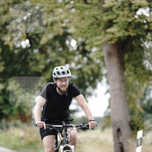 30.08.2026 - Elbe Triathlon Hamburg Michael Burmester http://msf.ph/oto/10074927 30.08.2026 10:55:17 Radfahren 1016, 1166, 1288 meine-sportfotos.de