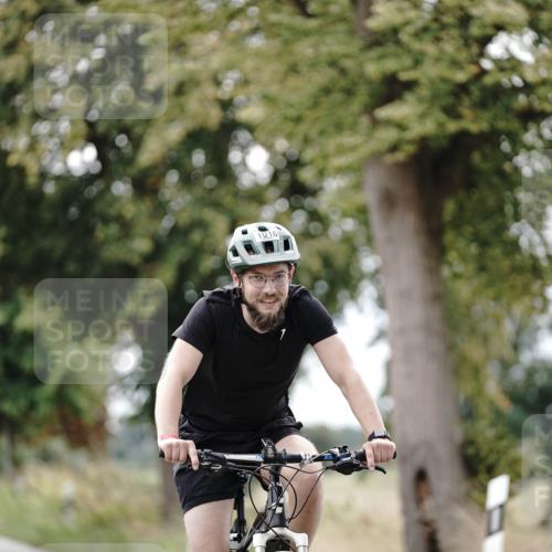 30.08.2026 - Elbe Triathlon Hamburg Michael Burmester http://msf.ph/oto/10074928 30.08.2026 10:55:17 Radfahren 1016, 1166, 1288 meine-sportfotos.de