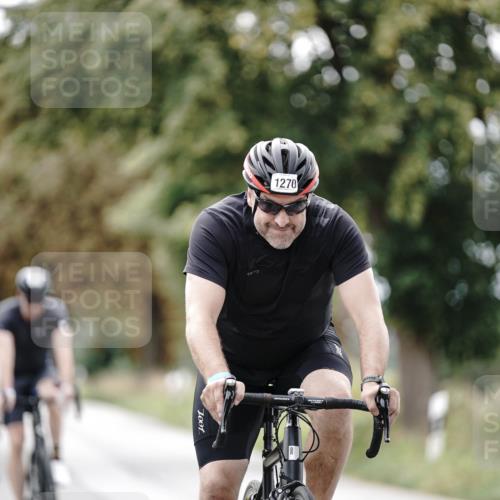 30.08.2026 - Elbe Triathlon Hamburg Michael Burmester http://msf.ph/oto/10074939 30.08.2026 10:55:28 Radfahren 1018, 1238, 1270, 1274, 1440 meine-sportfotos.de