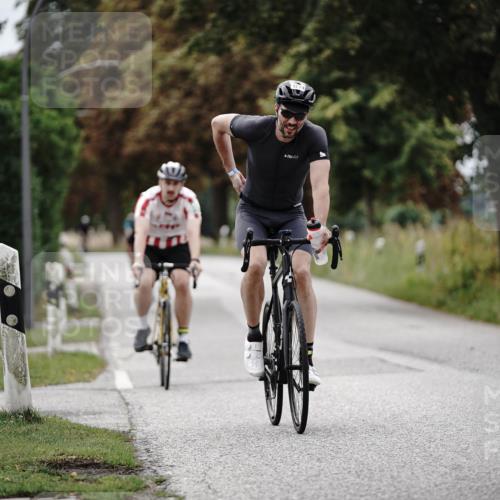 30.08.2026 - Elbe Triathlon Hamburg Michael Burmester http://msf.ph/oto/10074940 30.08.2026 10:55:28 Radfahren 1018, 1238, 1270, 1274, 1440 meine-sportfotos.de