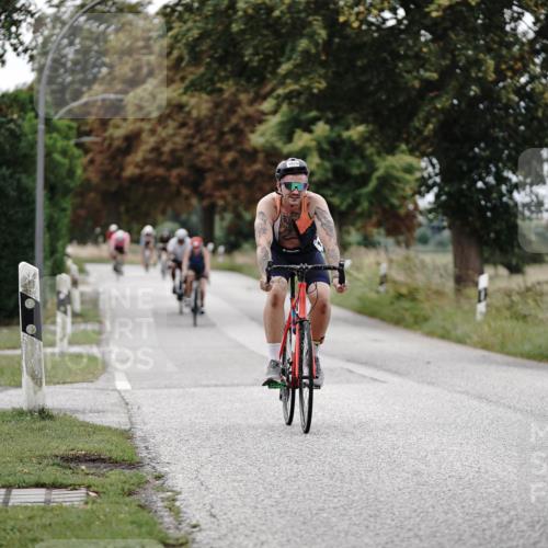 30.08.2026 - Elbe Triathlon Hamburg Michael Burmester http://msf.ph/oto/10074999 30.08.2026 10:56:55 Radfahren 942, 1026, 1144, 1193, 1281, 1314 meine-sportfotos.de
