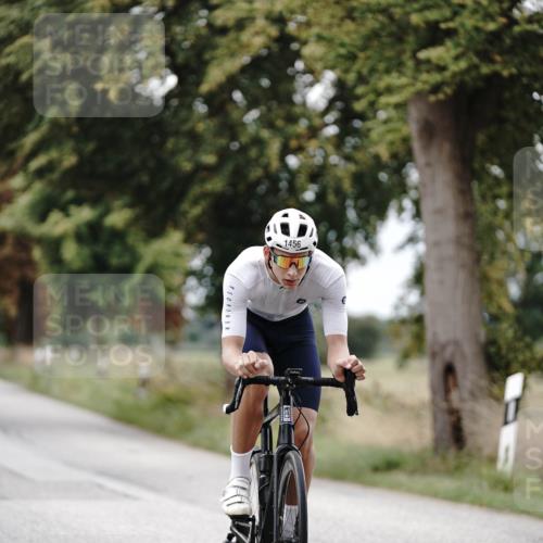 30.08.2026 - Elbe Triathlon Hamburg Michael Burmester http://msf.ph/oto/10075077 30.08.2026 10:58:08 Radfahren 1371, 1456 meine-sportfotos.de