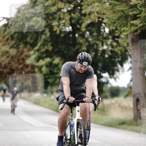 30.08.2026 - Elbe Triathlon Hamburg Michael Burmester http://msf.ph/oto/10075082 30.08.2026 10:58:20 Radfahren 1107, 1134, 1199, 1229 meine-sportfotos.de