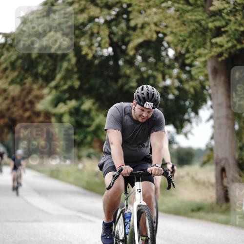 30.08.2026 - Elbe Triathlon Hamburg Michael Burmester http://msf.ph/oto/10075083 30.08.2026 10:58:20 Radfahren 1107, 1134, 1199, 1229 meine-sportfotos.de