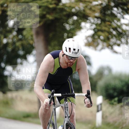 30.08.2026 - Elbe Triathlon Hamburg Michael Burmester http://msf.ph/oto/10075093 30.08.2026 10:58:33 Radfahren 1136 meine-sportfotos.de