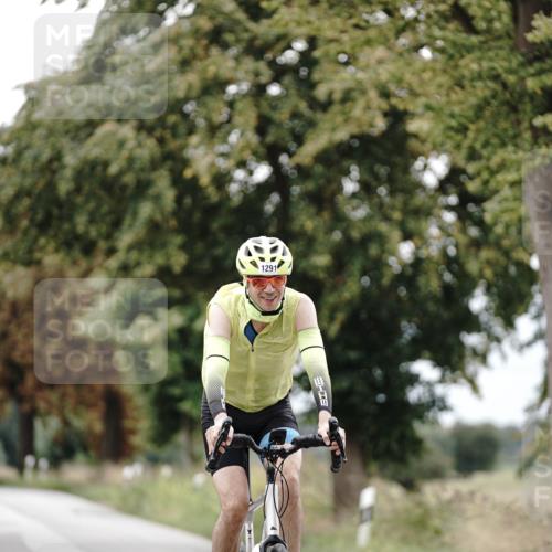 30.08.2026 - Elbe Triathlon Hamburg Michael Burmester http://msf.ph/oto/10075126 30.08.2026 10:59:24 Radfahren 1291 meine-sportfotos.de
