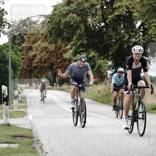 30.08.2026 - Elbe Triathlon Hamburg Michael Burmester http://msf.ph/oto/10075136 30.08.2026 10:59:35 Radfahren 1050, 1172, 1189, 1234, 1332 meine-sportfotos.de