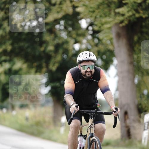 30.08.2026 - Elbe Triathlon Hamburg Michael Burmester http://msf.ph/oto/10075147 30.08.2026 10:59:40 Radfahren 1050, 1180 meine-sportfotos.de
