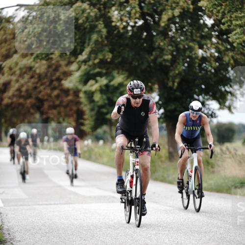 30.08.2026 - Elbe Triathlon Hamburg Michael Burmester http://msf.ph/oto/10075192 30.08.2026 11:00:19 Radfahren 888, 1129, 1237, 1249, 1333, 1369, 1379 meine-sportfotos.de
