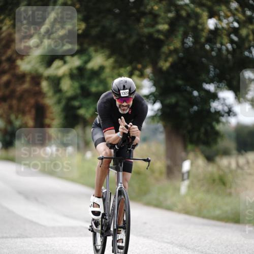 30.08.2026 - Elbe Triathlon Hamburg Michael Burmester http://msf.ph/oto/10075211 30.08.2026 11:00:30 Radfahren 1322, 1455 meine-sportfotos.de