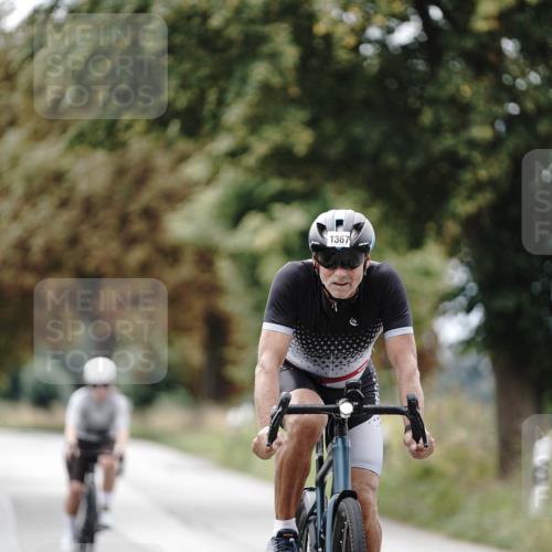 30.08.2026 - Elbe Triathlon Hamburg Michael Burmester http://msf.ph/oto/10075268 30.08.2026 11:01:32 Radfahren 941, 1367 meine-sportfotos.de
