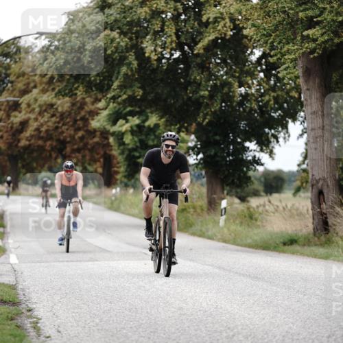 30.08.2026 - Elbe Triathlon Hamburg Michael Burmester http://msf.ph/oto/10075284 30.08.2026 11:02:12 Radfahren 1162, 1202, 1423 meine-sportfotos.de