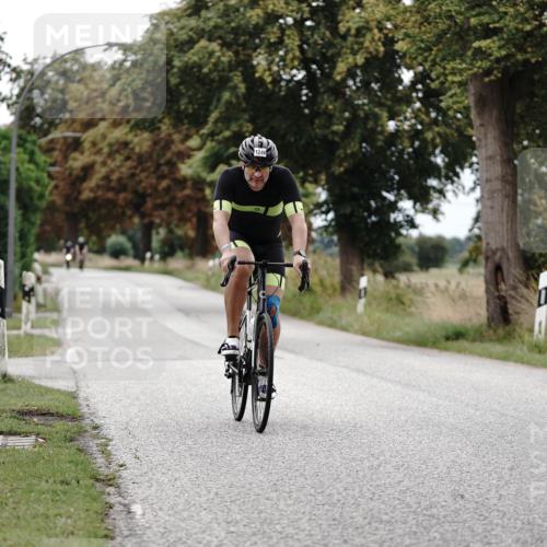 30.08.2026 - Elbe Triathlon Hamburg Michael Burmester http://msf.ph/oto/10075348 30.08.2026 11:03:19 Radfahren 1161, 1246, 1378 meine-sportfotos.de