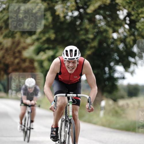 30.08.2026 - Elbe Triathlon Hamburg Michael Burmester http://msf.ph/oto/10075395 30.08.2026 11:04:12 Radfahren 1227, 1318, 1334 meine-sportfotos.de