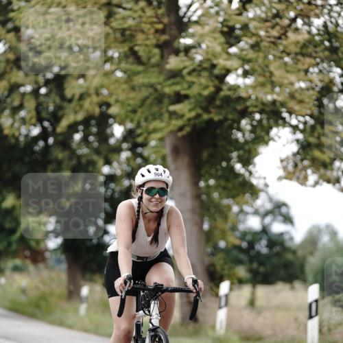 30.08.2026 - Elbe Triathlon Hamburg Michael Burmester http://msf.ph/oto/10075422 30.08.2026 11:04:28 Radfahren 904, 1403, 1404 meine-sportfotos.de