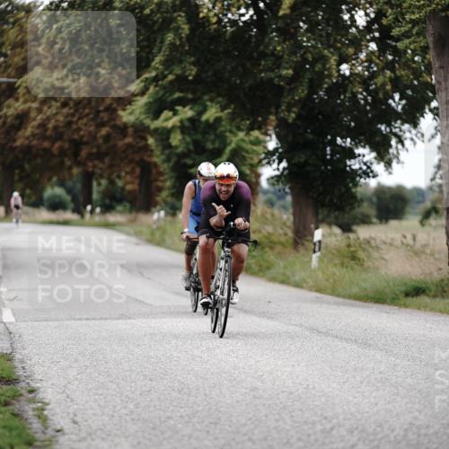 30.08.2026 - Elbe Triathlon Hamburg Michael Burmester http://msf.ph/oto/10075441 30.08.2026 11:04:43 Radfahren 820, 1256, 1295, 1362 meine-sportfotos.de