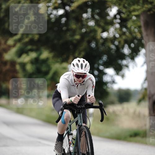 30.08.2026 - Elbe Triathlon Hamburg Michael Burmester http://msf.ph/oto/10075484 30.08.2026 11:05:23 Radfahren 1254, 1266, 1387, 1396 meine-sportfotos.de