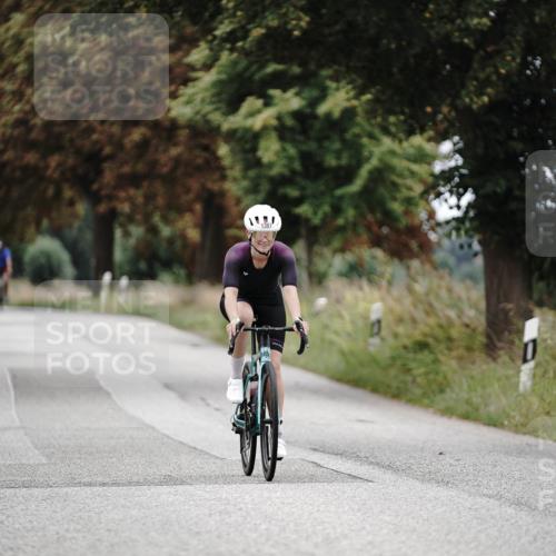 30.08.2026 - Elbe Triathlon Hamburg Michael Burmester http://msf.ph/oto/10075490 30.08.2026 11:05:27 Radfahren 1266, 1387 meine-sportfotos.de