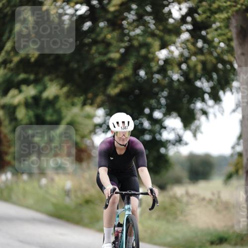 30.08.2026 - Elbe Triathlon Hamburg Michael Burmester http://msf.ph/oto/10075493 30.08.2026 11:05:28 Radfahren 1266, 1387 meine-sportfotos.de