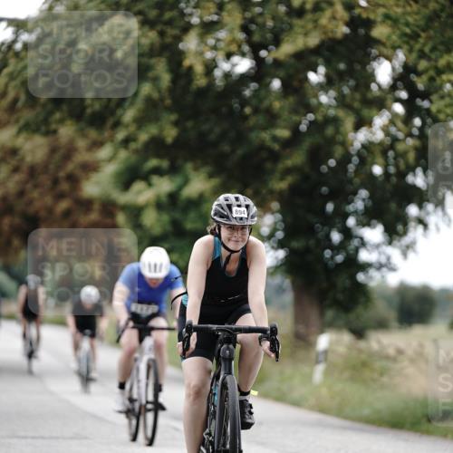 30.08.2026 - Elbe Triathlon Hamburg Michael Burmester http://msf.ph/oto/10075508 30.08.2026 11:05:50 Radfahren 518, 894, 1177, 1307, 1341, 1346, 1451 meine-sportfotos.de