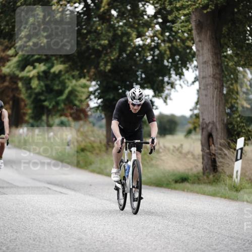 30.08.2026 - Elbe Triathlon Hamburg Michael Burmester http://msf.ph/oto/10075514 30.08.2026 11:05:52 Radfahren 518, 894, 1177, 1307, 1341, 1346 meine-sportfotos.de
