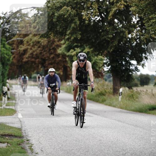 30.08.2026 - Elbe Triathlon Hamburg Michael Burmester http://msf.ph/oto/10075515 30.08.2026 11:05:53 Radfahren 518, 894, 1154, 1177, 1271, 1307, 1341, 1346 meine-sportfotos.de