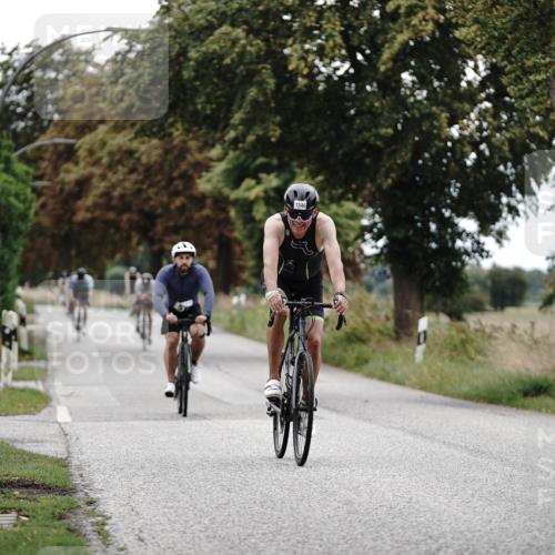 30.08.2026 - Elbe Triathlon Hamburg Michael Burmester http://msf.ph/oto/10075516 30.08.2026 11:05:53 Radfahren 518, 894, 1154, 1177, 1271, 1307, 1341, 1346 meine-sportfotos.de