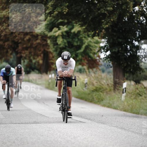 30.08.2026 - Elbe Triathlon Hamburg Michael Burmester http://msf.ph/oto/10075523 30.08.2026 11:05:57 Radfahren 518, 1154, 1271, 1341, 1457 meine-sportfotos.de