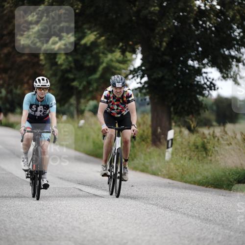 30.08.2026 - Elbe Triathlon Hamburg Michael Burmester http://msf.ph/oto/10075569 30.08.2026 11:06:34 Radfahren 759, 1195, 1255, 1302, 1319, 1358, 1388 meine-sportfotos.de