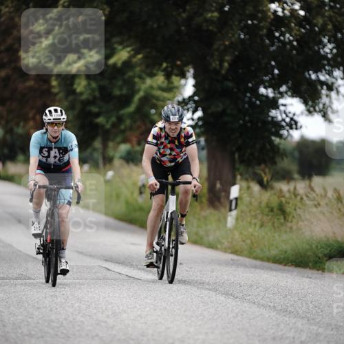 30.08.2026 - Elbe Triathlon Hamburg Michael Burmester http://msf.ph/oto/10075571 30.08.2026 11:06:35 Radfahren 759, 1195, 1255, 1302, 1319, 1358, 1388 meine-sportfotos.de