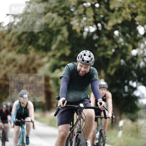 30.08.2026 - Elbe Triathlon Hamburg Michael Burmester http://msf.ph/oto/10075652 30.08.2026 11:07:35 Radfahren 925, 985, 1142, 1273, 1372, 1397, 1435 meine-sportfotos.de