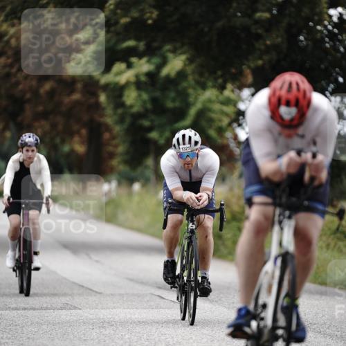 30.08.2026 - Elbe Triathlon Hamburg Michael Burmester http://msf.ph/oto/10075693 30.08.2026 11:07:56 Radfahren 907, 1287, 1325 meine-sportfotos.de