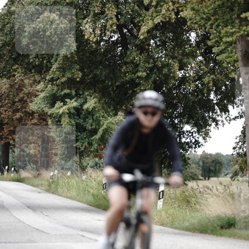 30.08.2026 - Elbe Triathlon Hamburg Michael Burmester http://msf.ph/oto/10075749 30.08.2026 11:08:44 Radfahren 906, 1258, 1516 meine-sportfotos.de