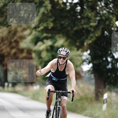 30.08.2026 - Elbe Triathlon Hamburg Michael Burmester http://msf.ph/oto/10075755 30.08.2026 11:08:52 Radfahren 1247, 1355 meine-sportfotos.de