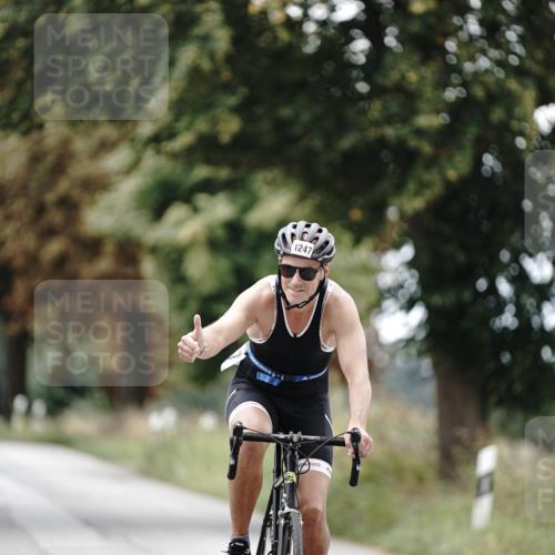 30.08.2026 - Elbe Triathlon Hamburg Michael Burmester http://msf.ph/oto/10075756 30.08.2026 11:08:53 Radfahren 1247, 1355 meine-sportfotos.de