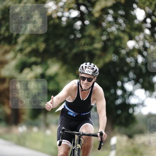 30.08.2026 - Elbe Triathlon Hamburg Michael Burmester http://msf.ph/oto/10075758 30.08.2026 11:08:53 Radfahren 1247, 1355 meine-sportfotos.de
