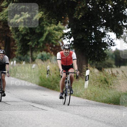 30.08.2026 - Elbe Triathlon Hamburg Michael Burmester http://msf.ph/oto/10075764 30.08.2026 11:09:07 Radfahren 1128, 1253, 1316 meine-sportfotos.de