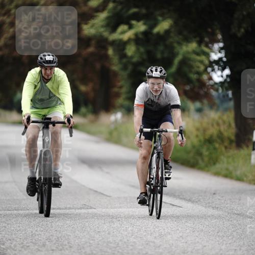 30.08.2026 - Elbe Triathlon Hamburg Michael Burmester http://msf.ph/oto/10075770 30.08.2026 11:09:08 Radfahren 1128, 1253, 1316 meine-sportfotos.de