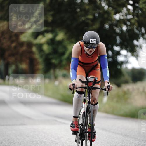 30.08.2026 - Elbe Triathlon Hamburg Michael Burmester http://msf.ph/oto/10075788 30.08.2026 11:09:23 Radfahren 982, 1299, 1422, 1441, 1446 meine-sportfotos.de