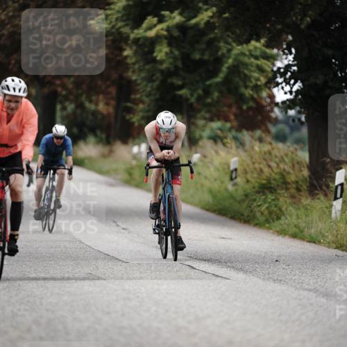 30.08.2026 - Elbe Triathlon Hamburg Michael Burmester http://msf.ph/oto/10075792 30.08.2026 11:09:28 Radfahren 982, 1326, 1446 meine-sportfotos.de