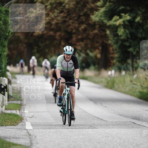 30.08.2026 - Elbe Triathlon Hamburg Michael Burmester http://msf.ph/oto/10075798 30.08.2026 11:09:39 Radfahren 1366, 1507, 1531 meine-sportfotos.de