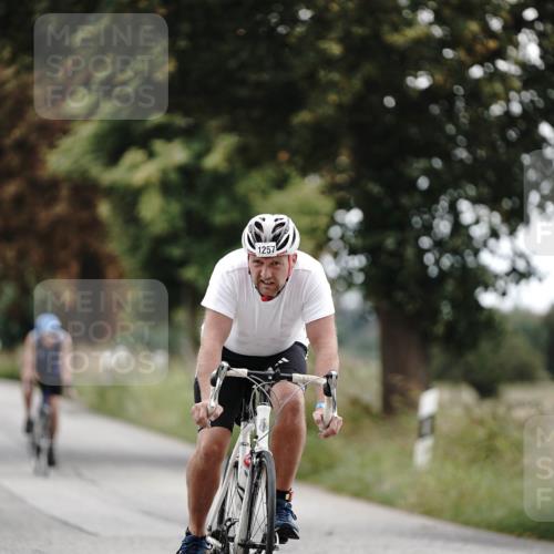 30.08.2026 - Elbe Triathlon Hamburg Michael Burmester http://msf.ph/oto/10075816 30.08.2026 11:09:48 Radfahren 1257, 1265, 1338, 1382, 1507 meine-sportfotos.de