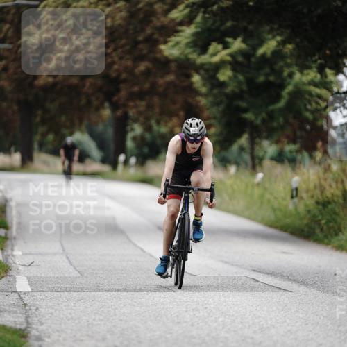 30.08.2026 - Elbe Triathlon Hamburg Michael Burmester http://msf.ph/oto/10075894 30.08.2026 11:11:03 Radfahren 1439 meine-sportfotos.de